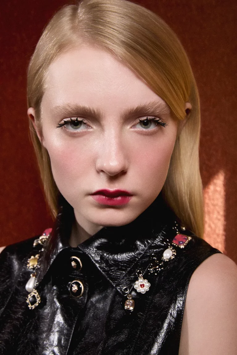 CHANEL-METAL-50-FASHION-17