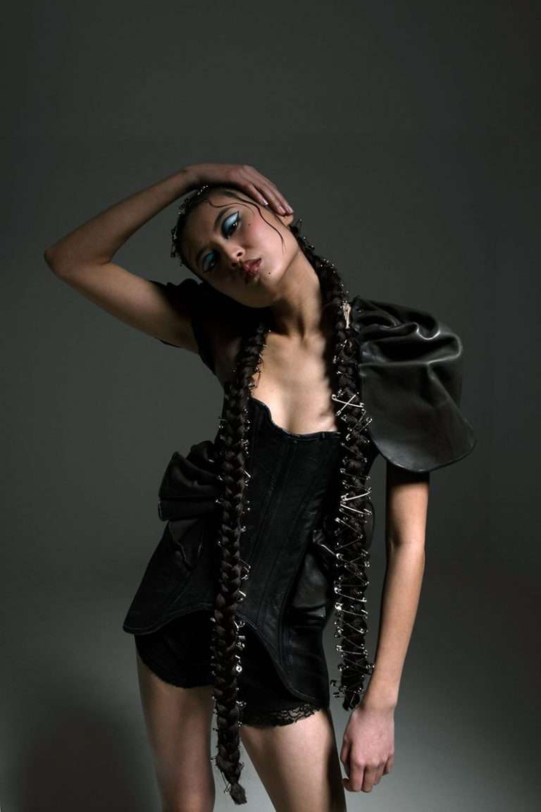Lazaro-Scabbia-Armando-Terrero-editorial-de-moda-dangerous-instincts-01