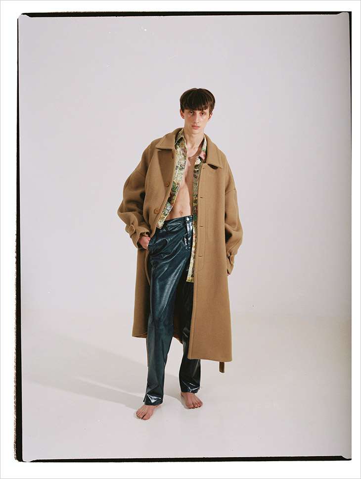 Shirt, Coat LR3
Trousers Casablanca