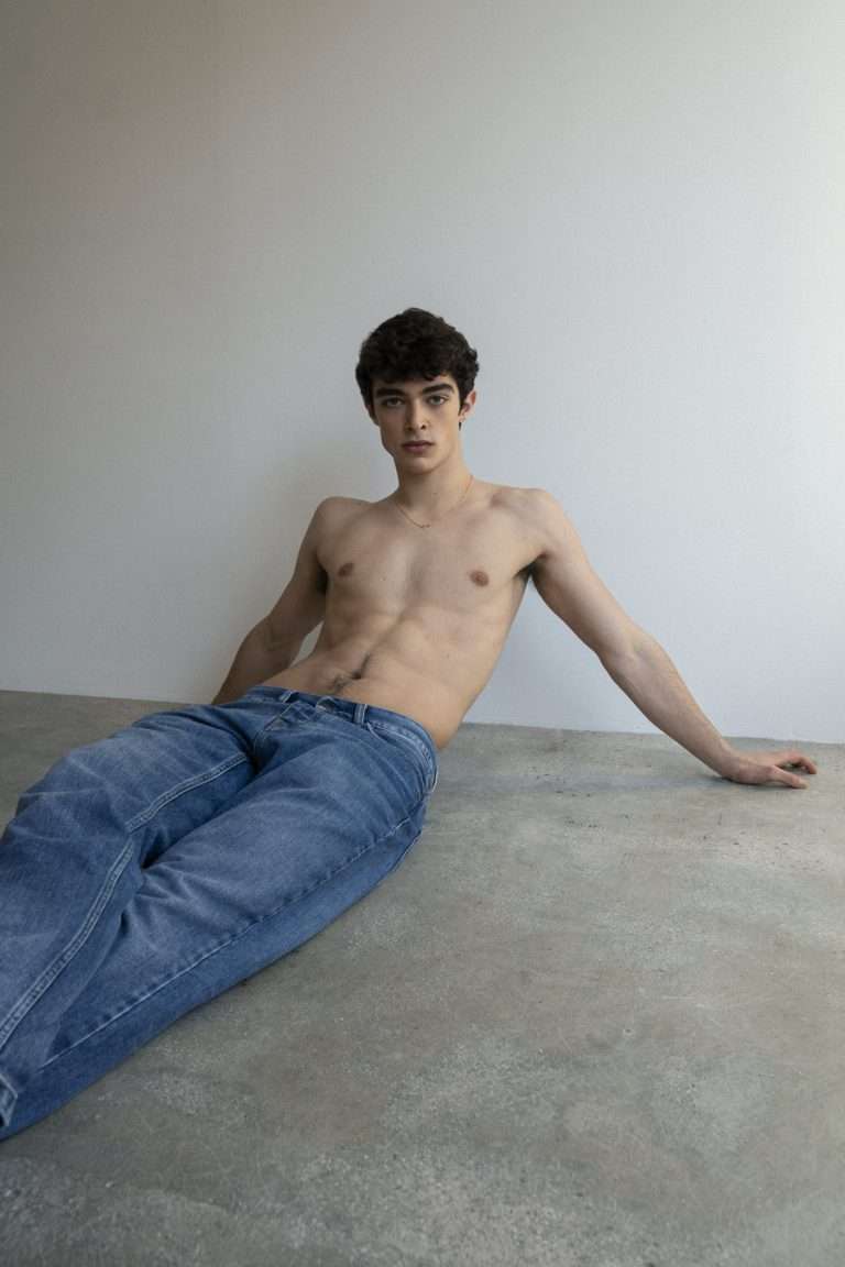 Vanity-Teen-19-2